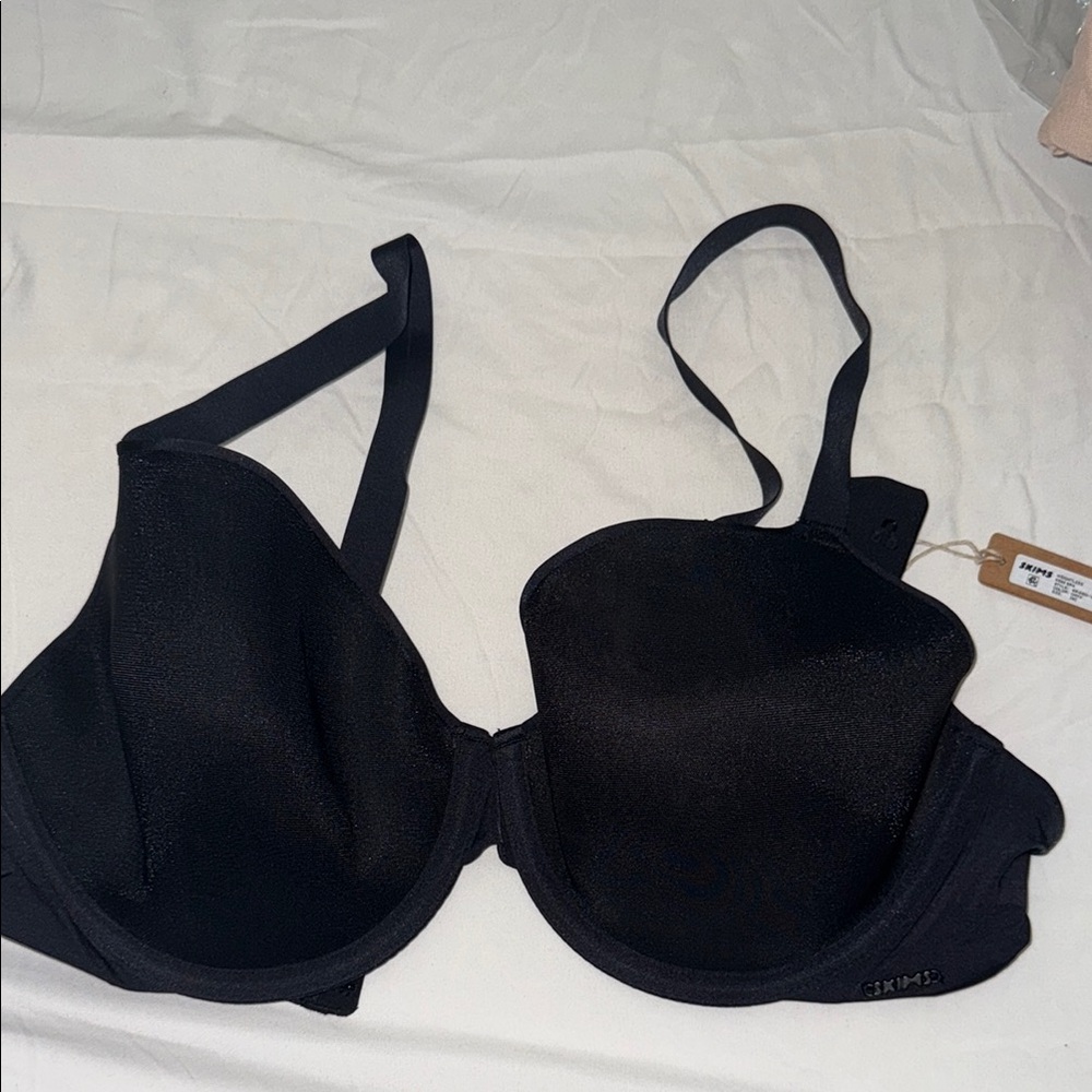 Skims weightless Demi Bra